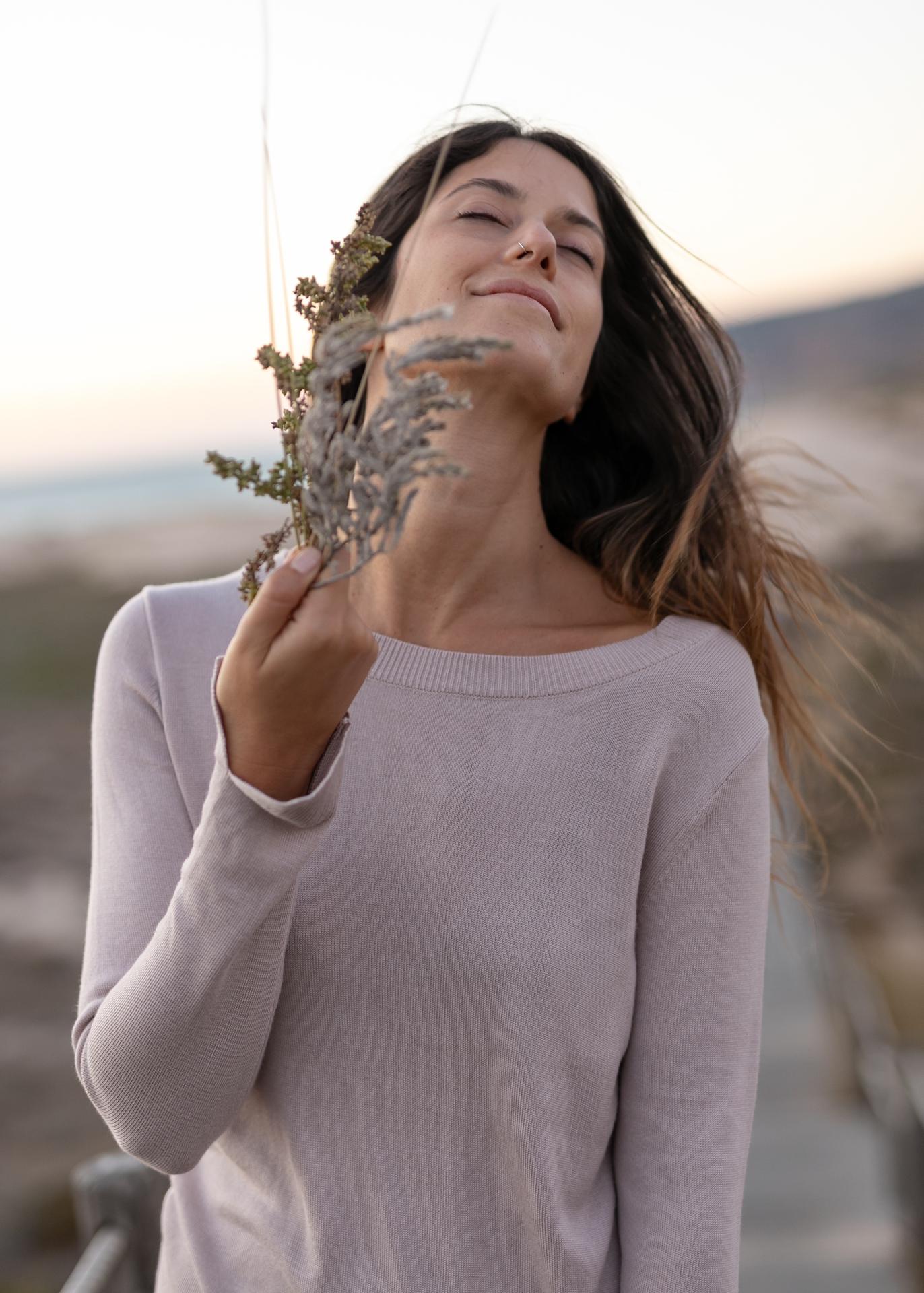 Tamara: un sweater clásico & sútil