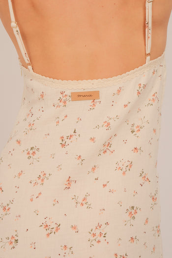 Dresses & Skirts