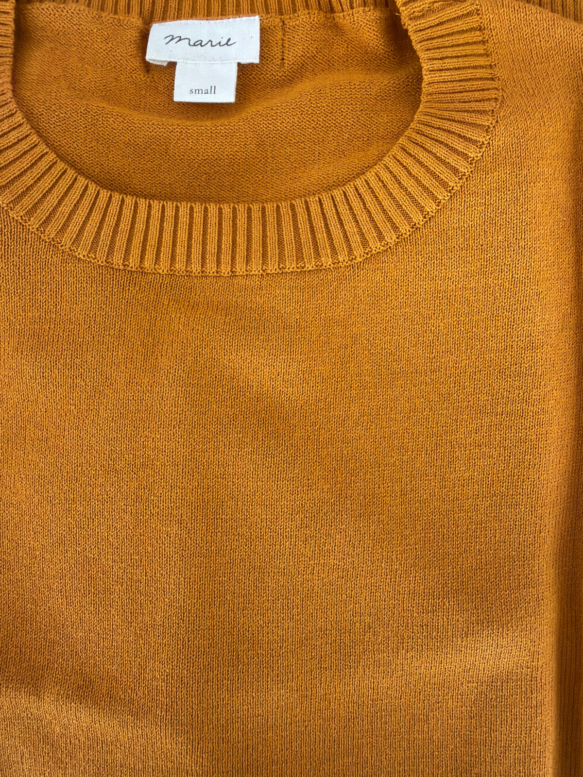 Sweater Anne Azafrán